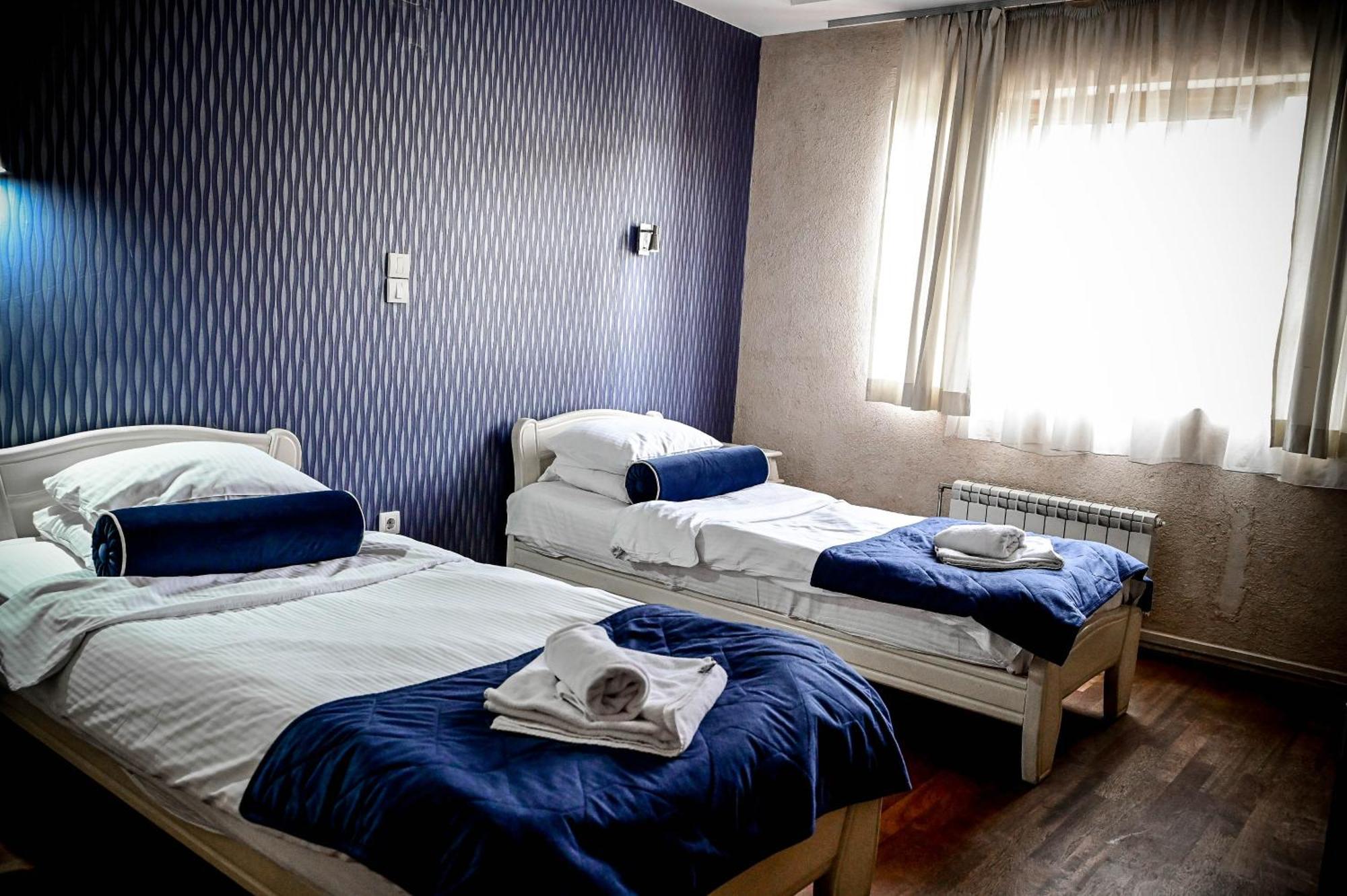 Hotel Centar Balasevic Βελιγράδι Εξωτερικό φωτογραφία