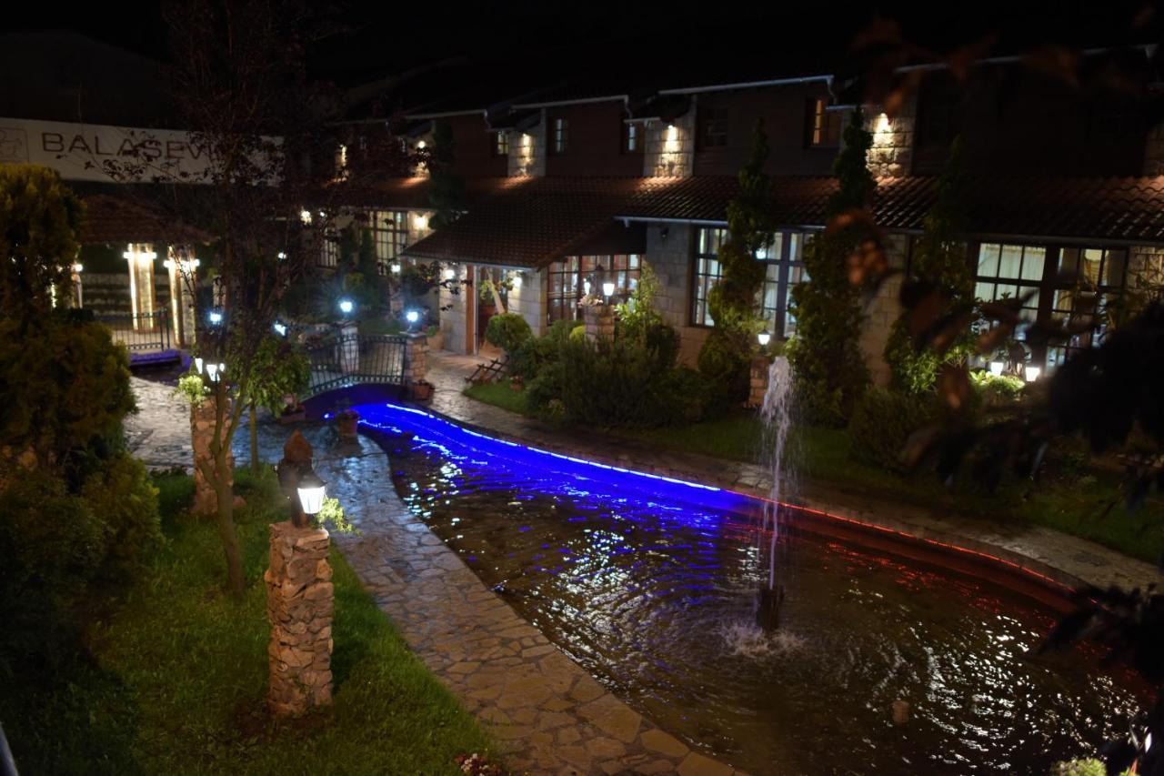 Hotel Centar Balasevic Βελιγράδι Εξωτερικό φωτογραφία